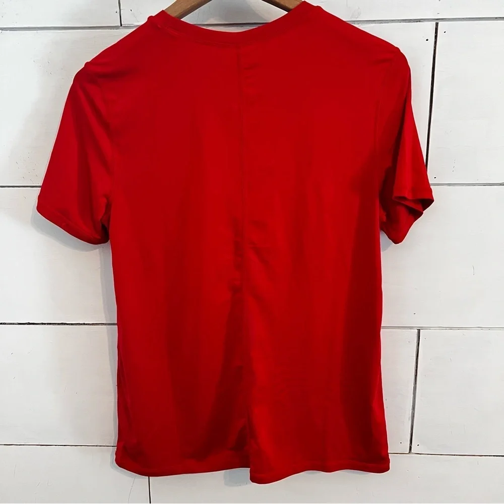 Fabletics Phoenix Lite Short Sleeve Top. Size Small. New With Tags.